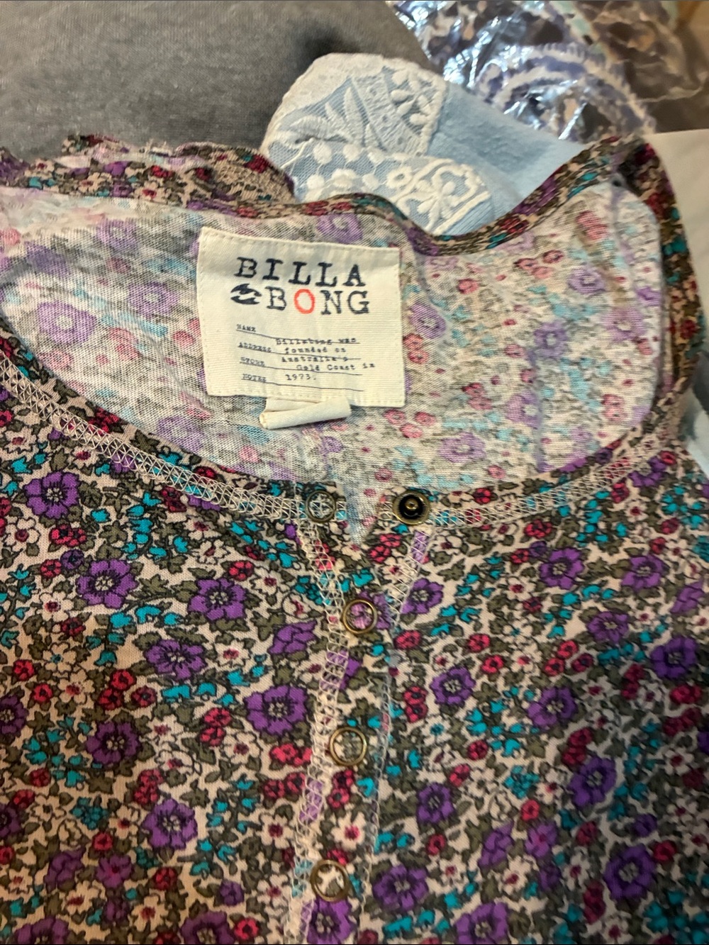Billabong Purple Teal Pink Floral Henley 💯 cotton